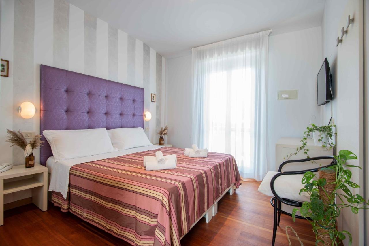 Hotel Baby B&B Milano Marittima Eksteriør billede