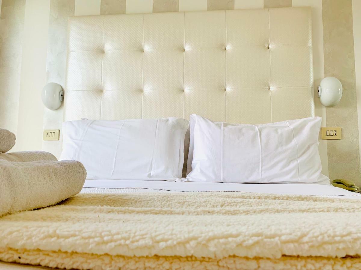 Hotel Baby B&B Milano Marittima Eksteriør billede