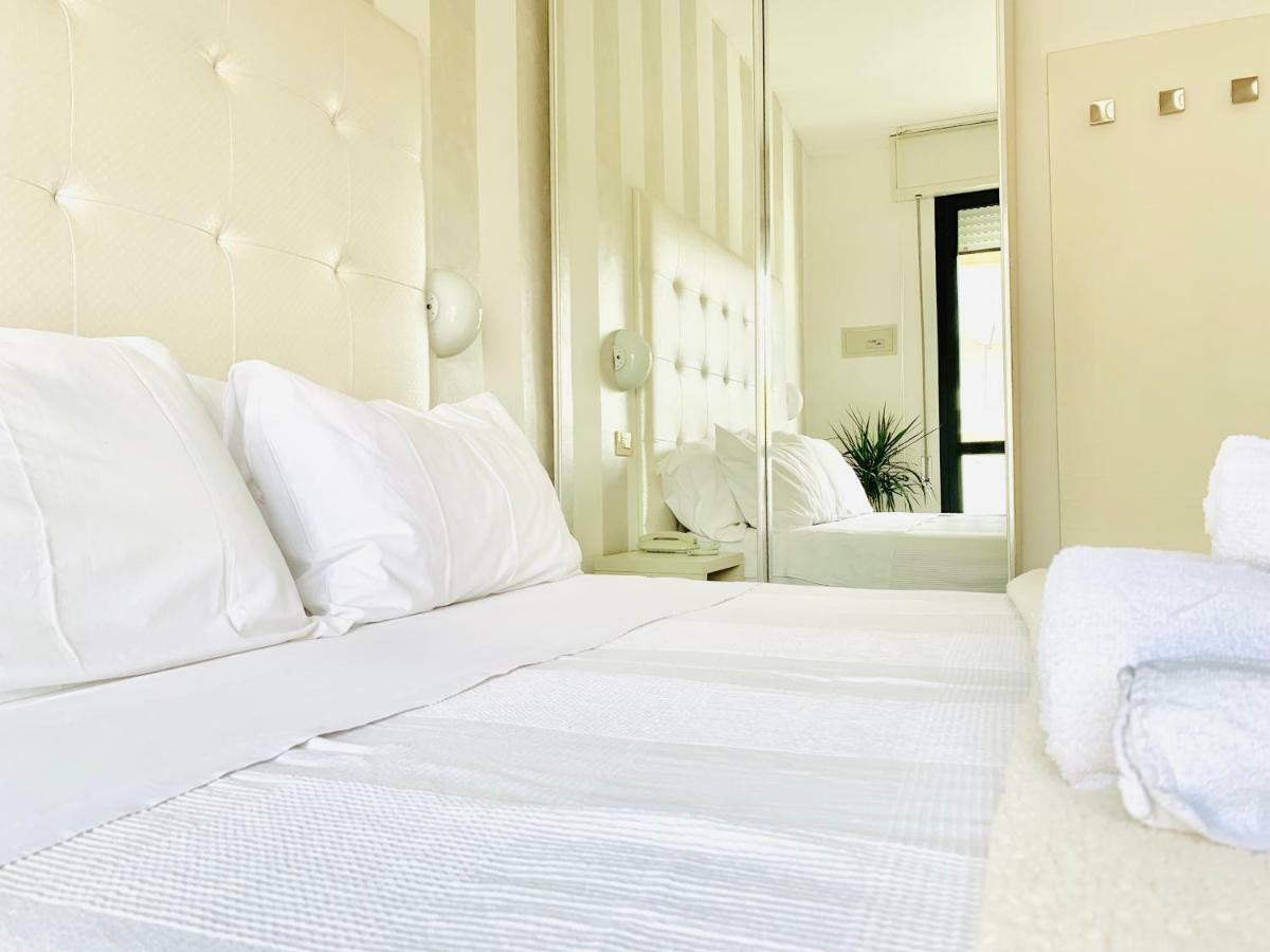 Hotel Baby B&B Milano Marittima Eksteriør billede