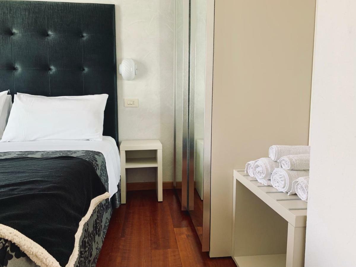 Hotel Baby B&B Milano Marittima Eksteriør billede